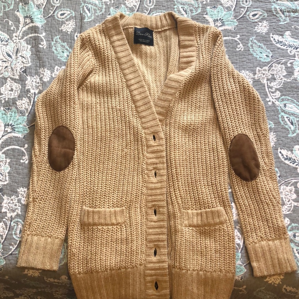 Women’s knit sweater